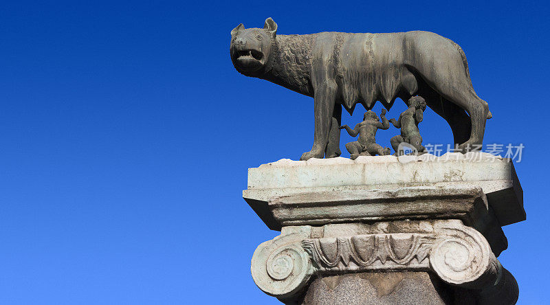 卡皮托林·沃尔夫(Capitoline Wolf)在意大利罗马的坎皮多里奥宫(Palazzo del Campidoglio)